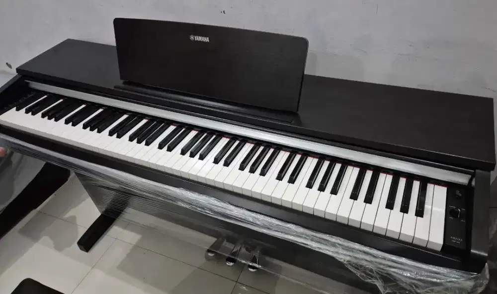 Piano Digital Yamaha Arius YDP