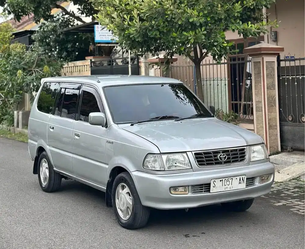 Toyota Kijang Kapsul Tipe LGX Diesel Thn 2000
