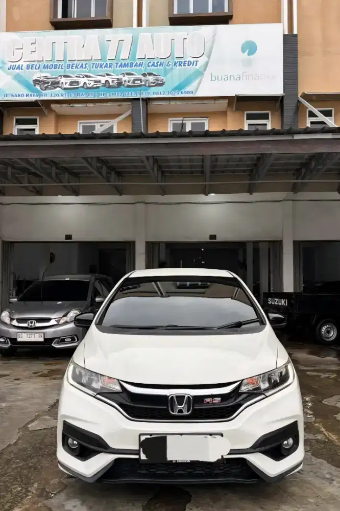 Jazz Rs 1.5 matic 2019 putih istimewa dp 28 jt