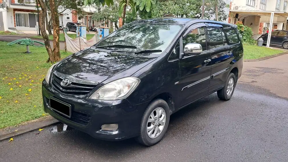 Jual Innova 2011 Matik - Mulus Terawat