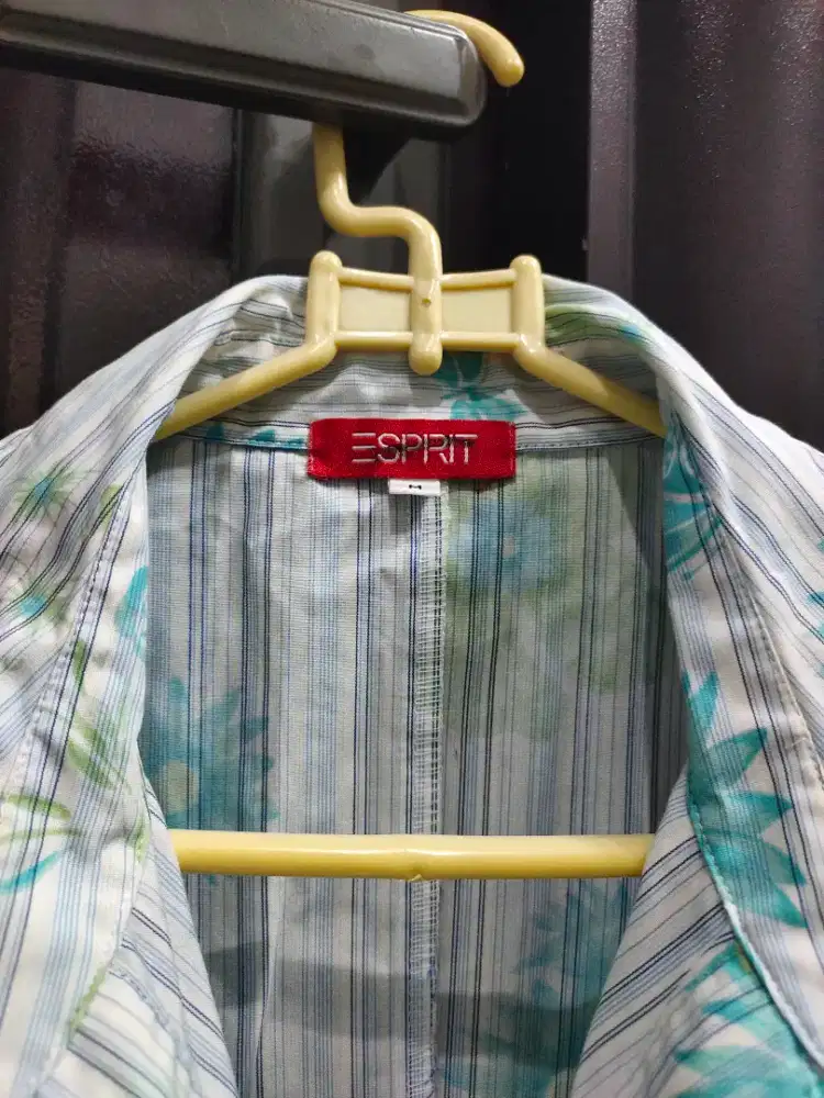 Dress preloved branded, dijual karena mengurangi isi lemari