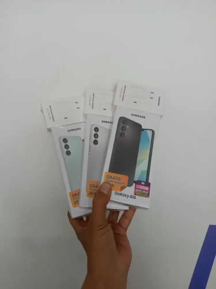 Berminat silahkan WA Samsung Galaxy 8/128 Garansi resmi 1thn