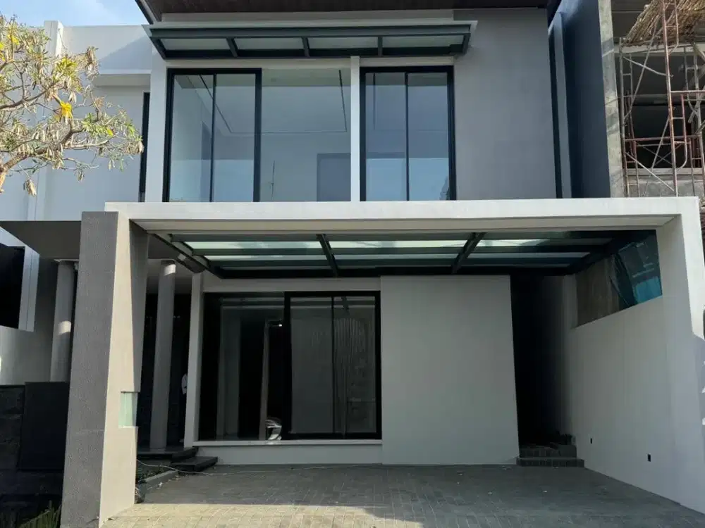 Rumah Baru Gress, Modern Minimalis di Citraland Utama, Surabaya