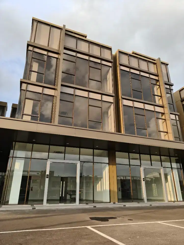 Ruko Hampton East 4.5x16 & Studio Loft 5x18