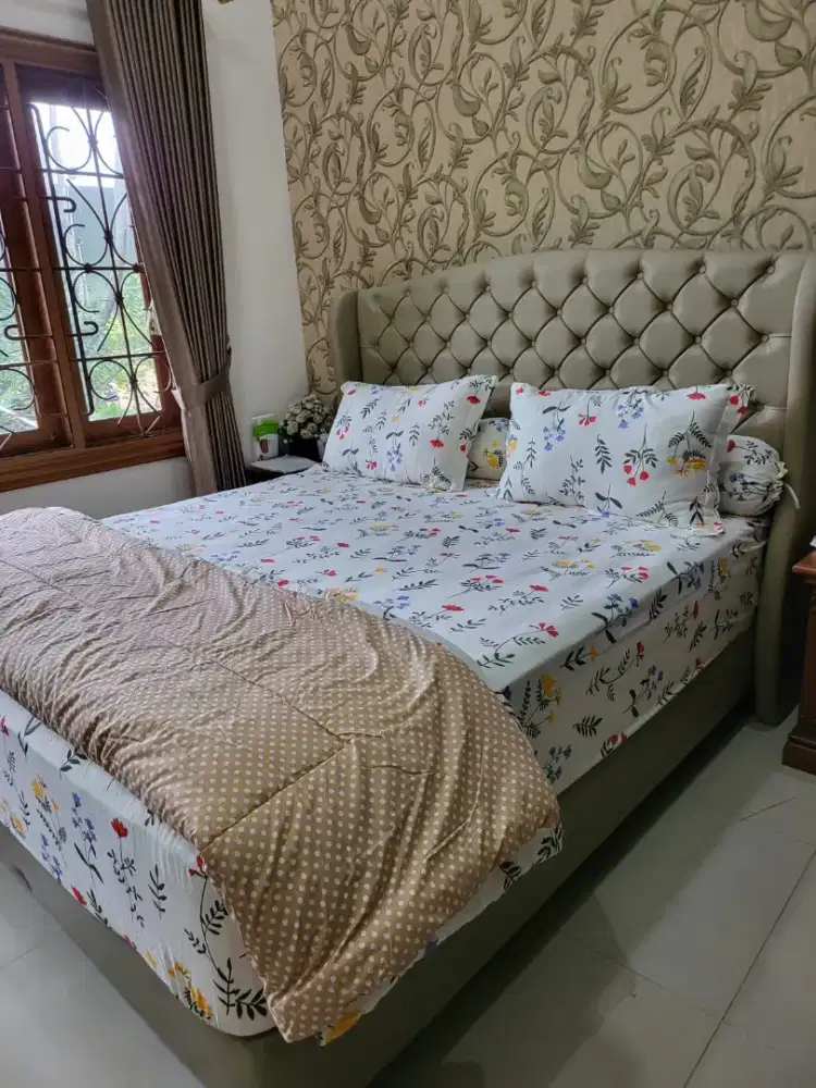 DIVAN DIPAN TEMPAT TIDUR SANDARAN