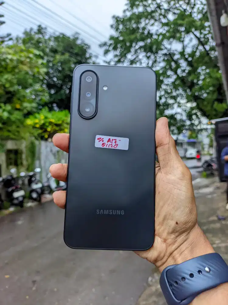 Samsung galaxy A17 4G ram 8/128GB lengkap normal mulus original