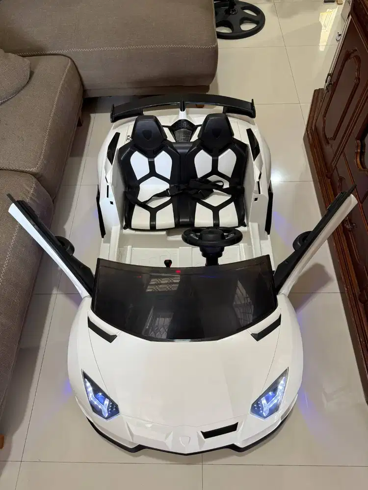 Mainan Mobil Aki Anak Lamborghini Aventador SVJ BanKaret Unikid UK-816