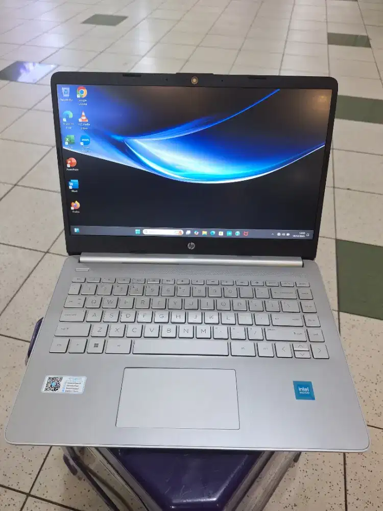 Laptop HP 14s mulussssss