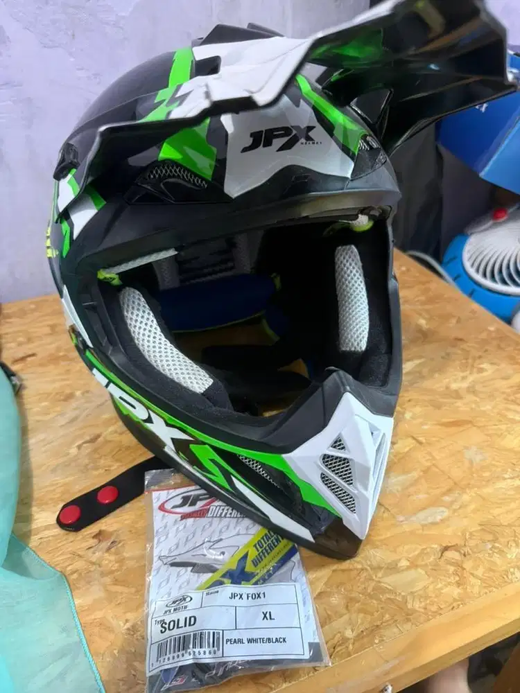 Helm Cross JPX FOX 1