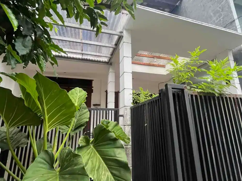 Dijual Rumah Bagus Di Sektor 4 Bintaro