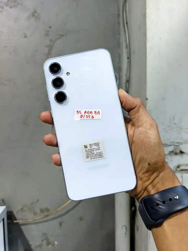 Samsung galaxy A55 5G ram 8/256GB lengkap mulus normal original
