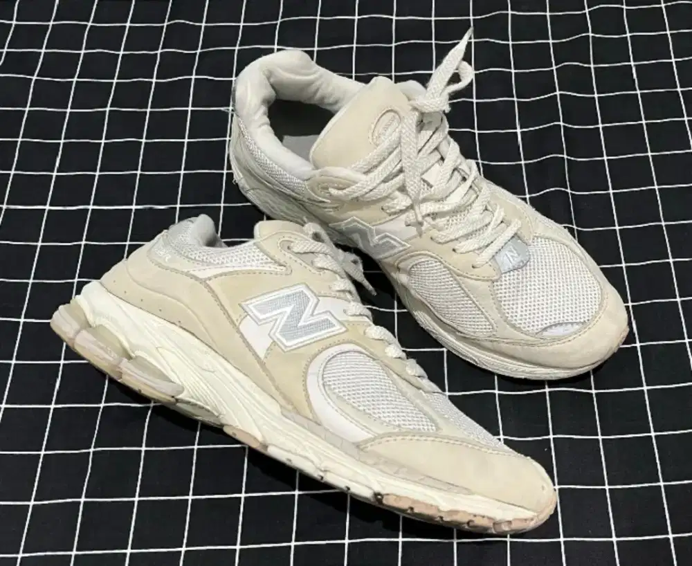 Newbalance 2002R Size 42 ORIGINAL