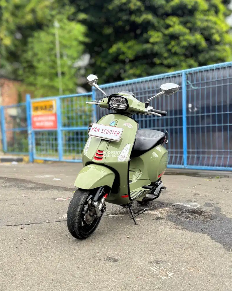 JUAL MURAH VESPA SPRINT S 150 iGET ABS FACELIFT 2022 MULUS