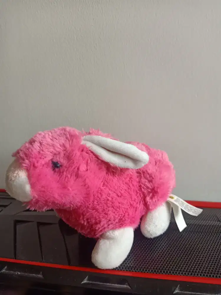 Boneka kelinci pink