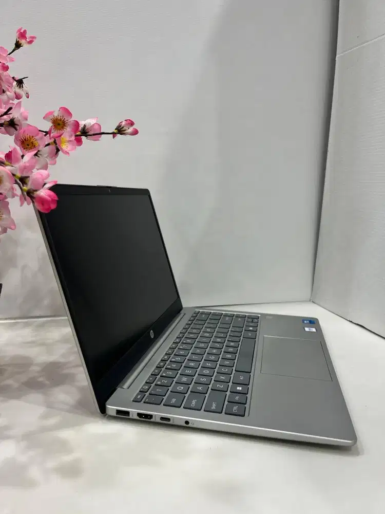 Laptop HP Omnibook 5 AI 16-AF1555TU Core Ultra 5 225U 16GB SSD 1TB