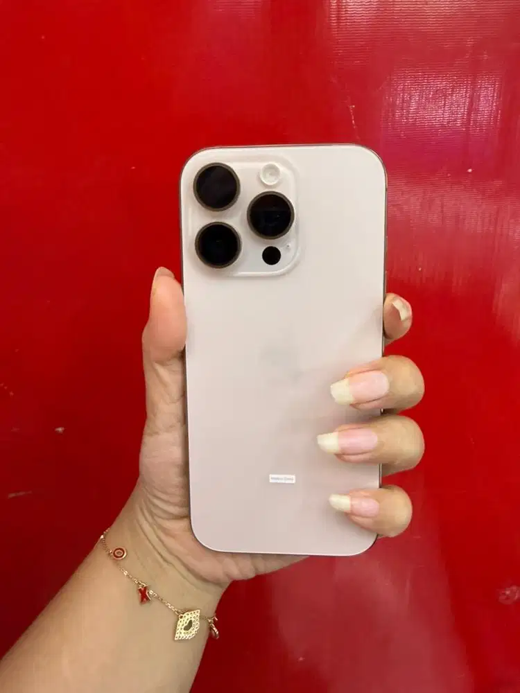 Iphone 16 Pro 256 gb Dessert