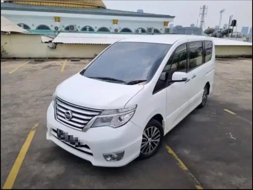 Nissan Serena 2015 Bensin