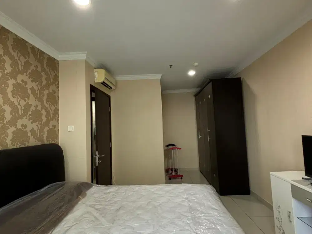 Dijual Apartement Central Park Residence 2+1 Bedroom