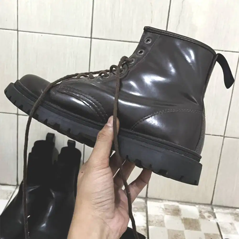 Brodo - Alpha Urban Boots Dark Choco Size 40.5 / 41