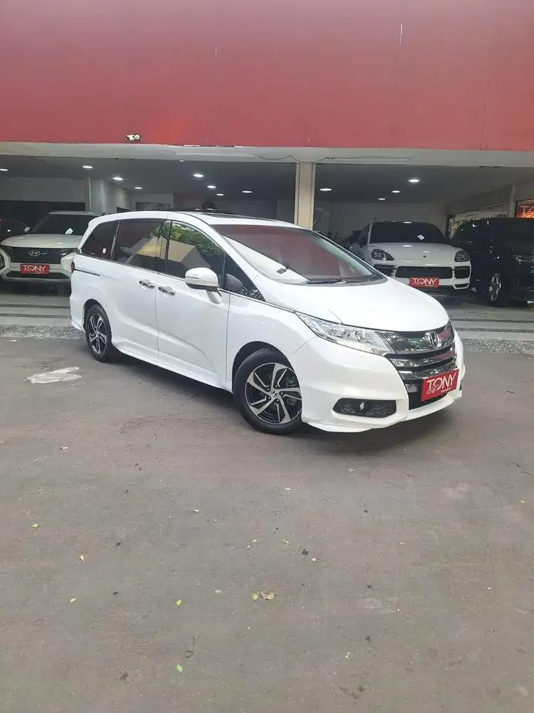 Honda Odyssey E Prestige 2016 Putih