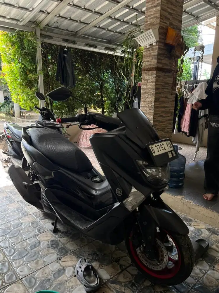 Nmax old 2018 hitam doff