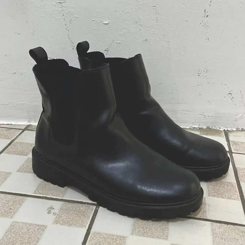 Chelsea Boots H&M Divided Size 40 / Unisex