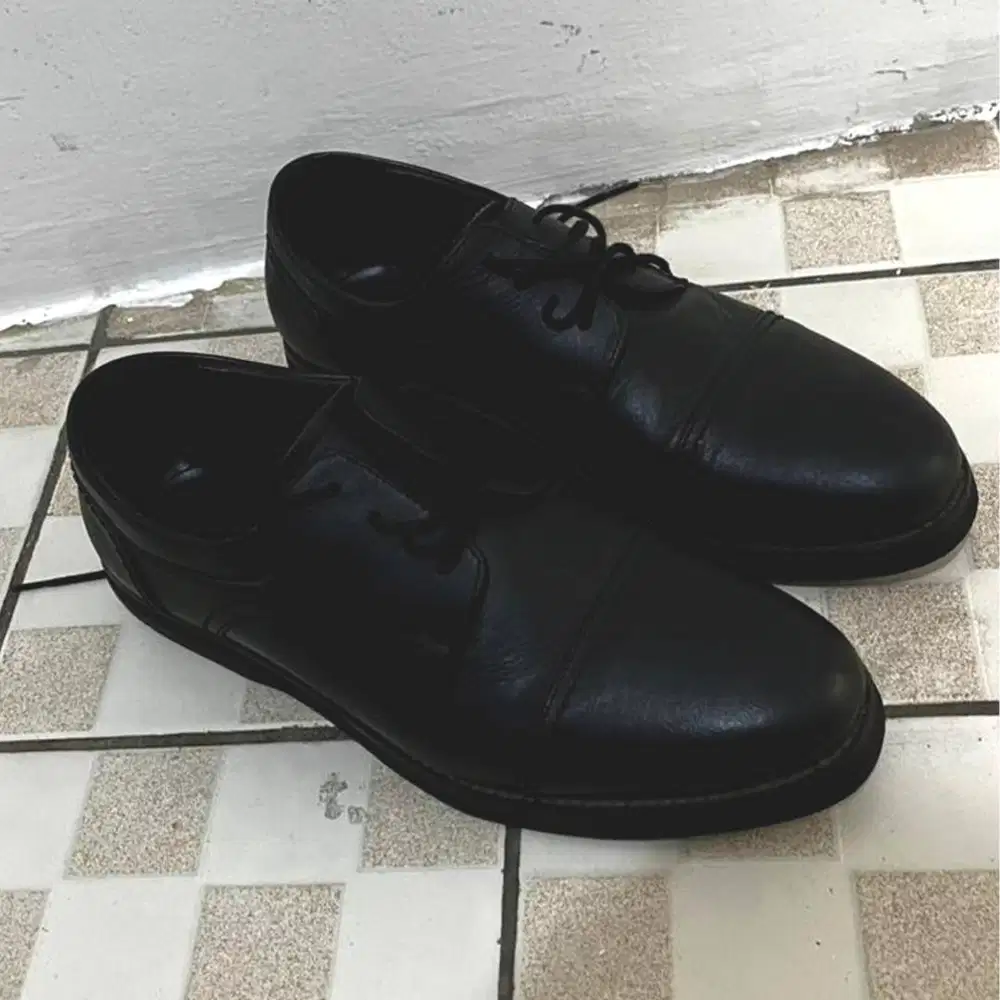 Aigner Pantofel Black - Size 41