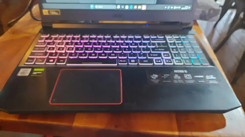 Acer nitro  Core i5 gen 10 ram 8 SSD 512,gtx 1650 like news