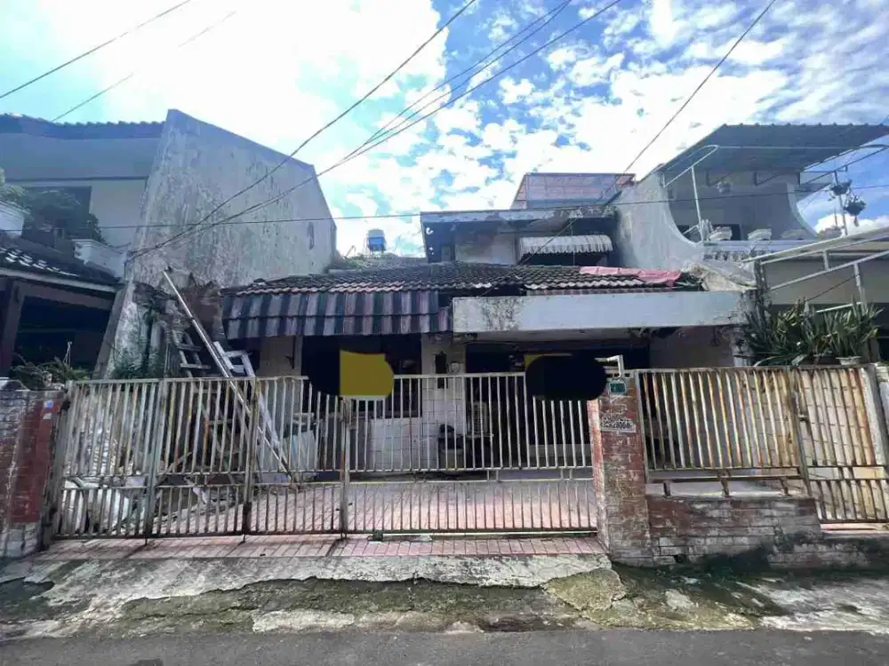 Dijual Murah  Rumah Tua hitung tanah Di Tebet Timur Jakarta Selatan