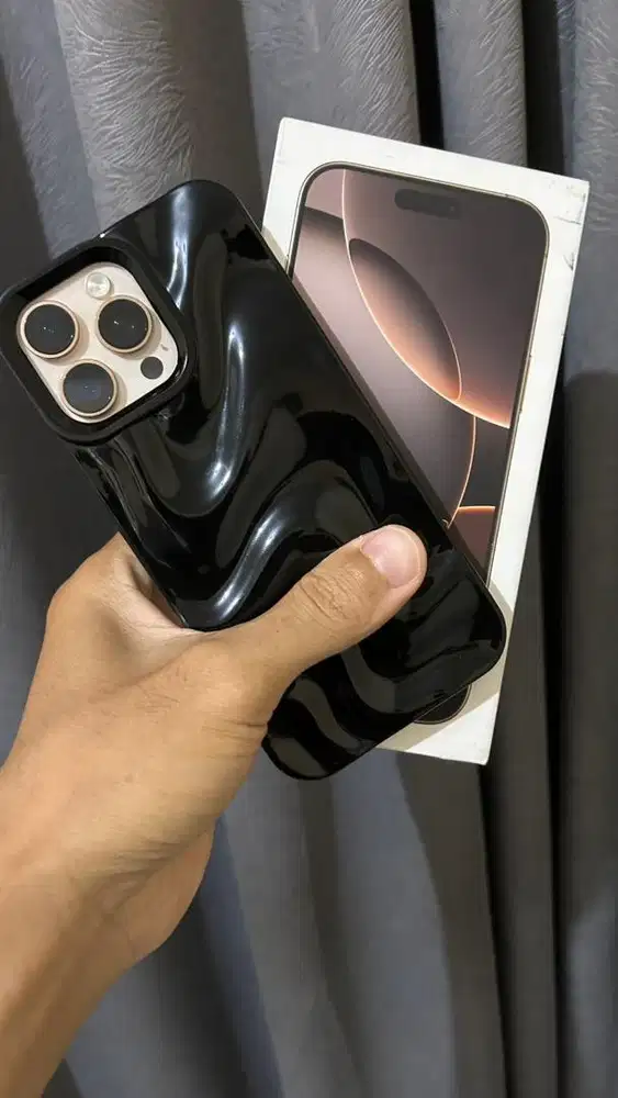 Iphone 16 pro max dessert 256