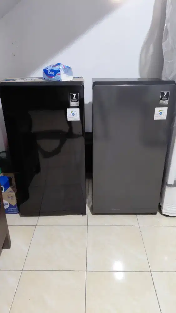 Kulkas aqua.1pimtu.gres ori bagus