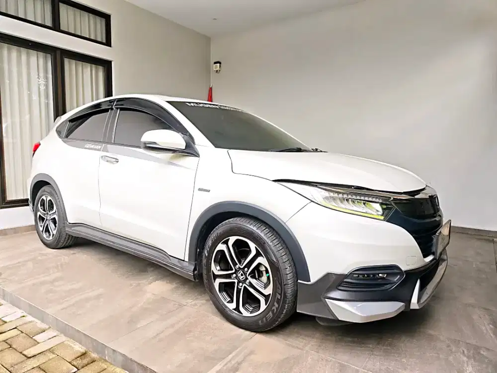 HR-V SE Mugen 2019 AT | Limited, Kondisi Super Terawat. Plat K Pati