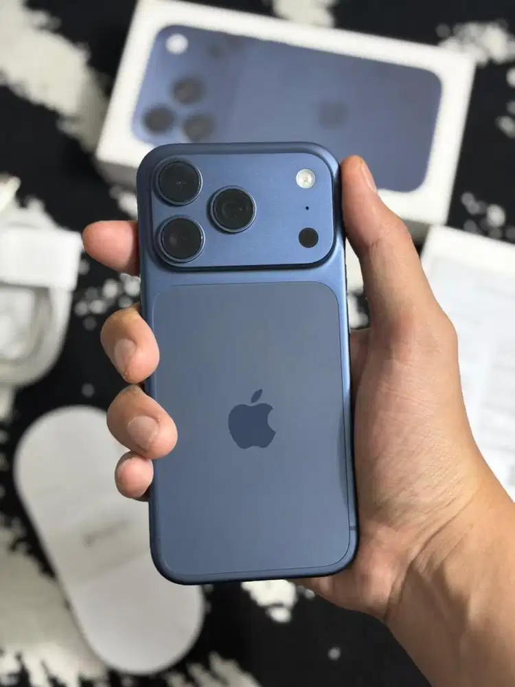 iPhone 17 Pro 256GB BH 100% CC 0 Garansi resmi on Agustus 2026