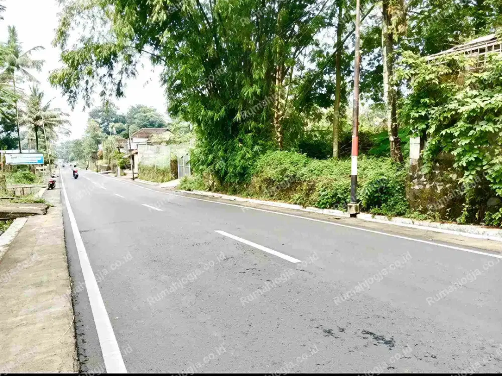 tanah strategis jalan raya pakem cocok usaha cafe dekat pasar