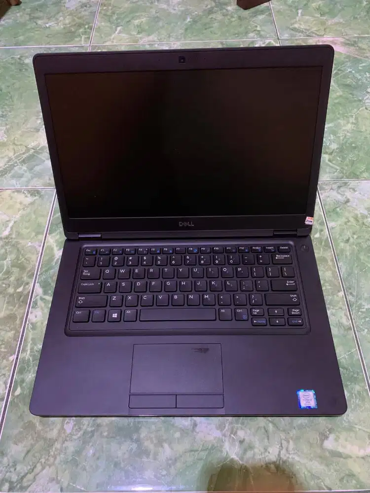 Laptop Dell Latitude 5490
