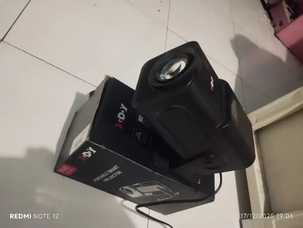 Portable Proyektor X Gody