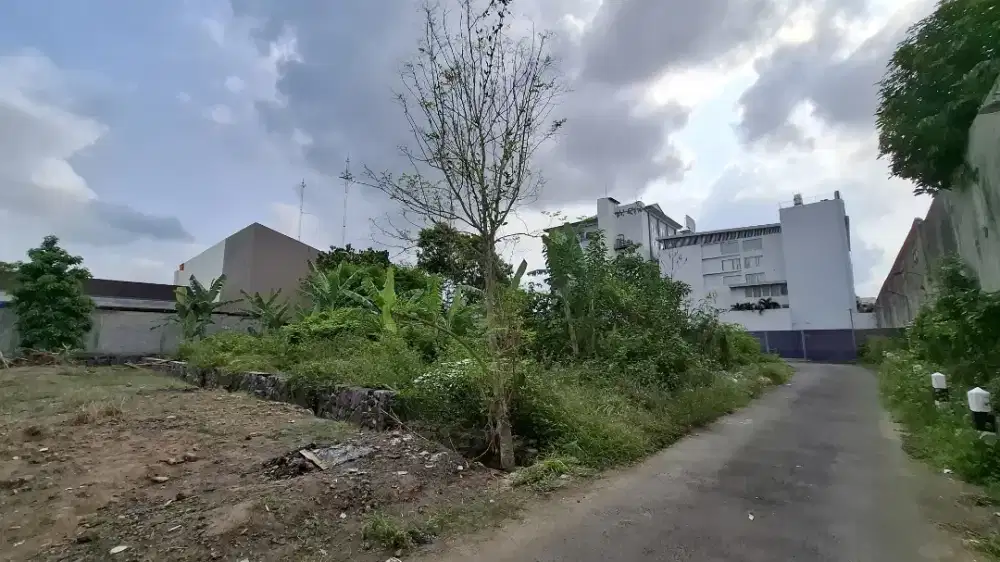 Dijual Tanah pekarangan Lokasi Strategis