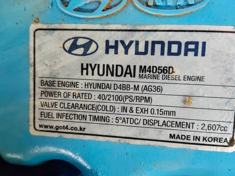 HYUNDAI MARINE ENGINE DIESEL MESIN MARINE HYUNDAI M4D56D