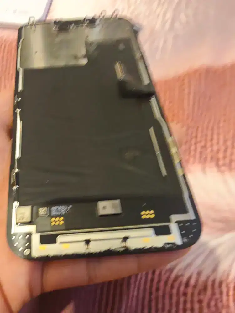 lcd iphone 13 pro ori cabutan minus greenscren tipis di kecerahan 10%