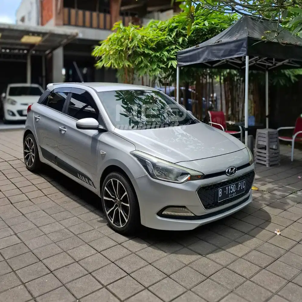 [ Garansi Mesin, Matic ] HYUNDAI i20 1.4 MT 2016 ABU ABU METALIK