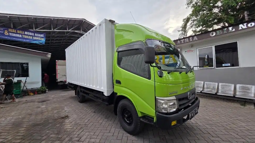Hino Dutro 110 SD Long 4R Pwr Str + Box Besi Jumbo - 2021
siap pakai