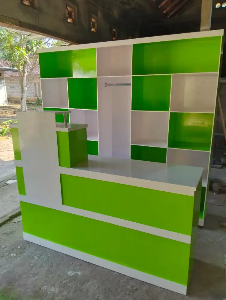 Rak laundry.rak pakaian.rak toko.rak serbaguna.Meja masit