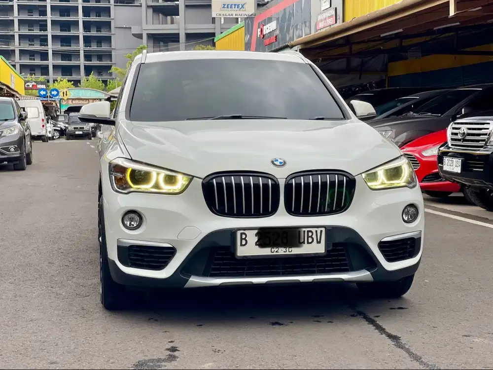 BMW X1 SDRIVE18i AT PUTIH 2019
