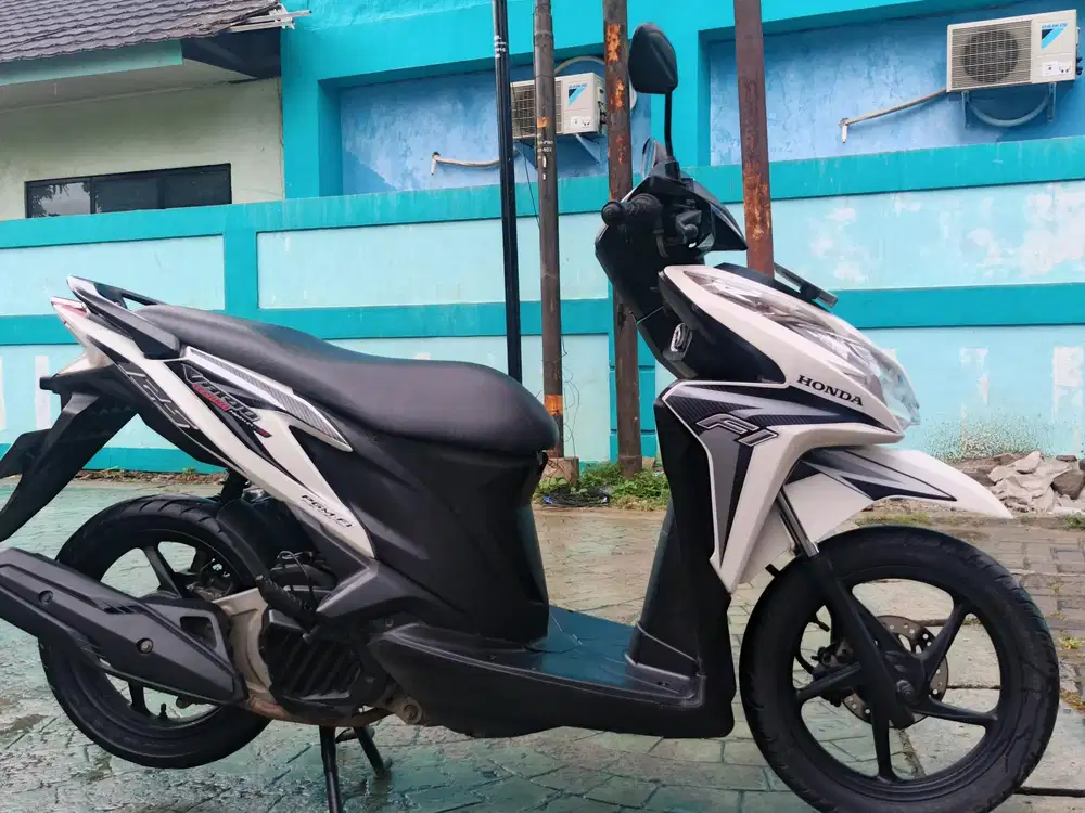 Honda Vario 125 kzr esp fi 2014 stater tokcer halus mulus terawat