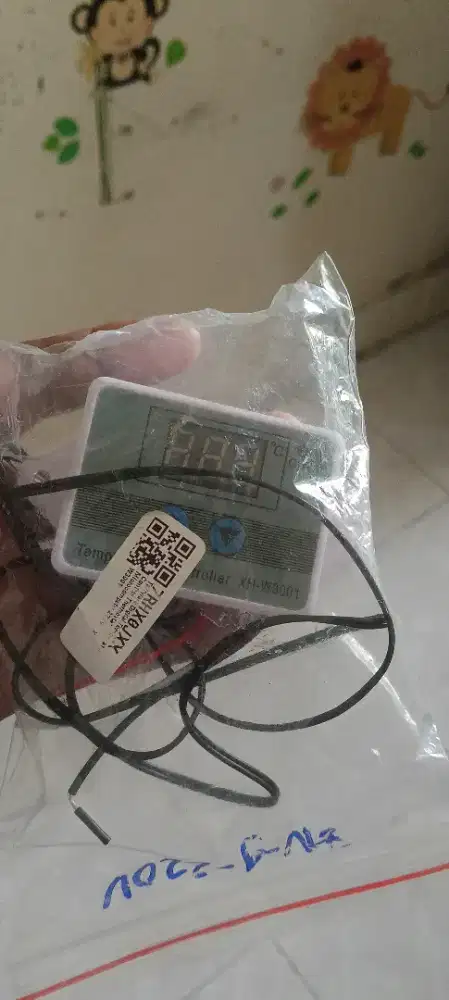 Thermostate alat pengatur suhu otomatis