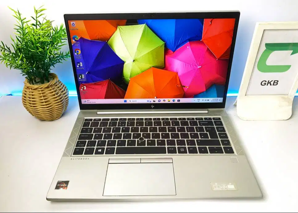Laptop HP Elitebook bodi Aluminium Ryzen 5 Layar FHD IPS keyboard nyal