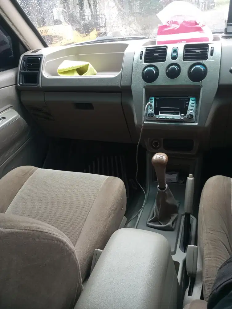 Mitsubishi Kuda 2005 Bensin