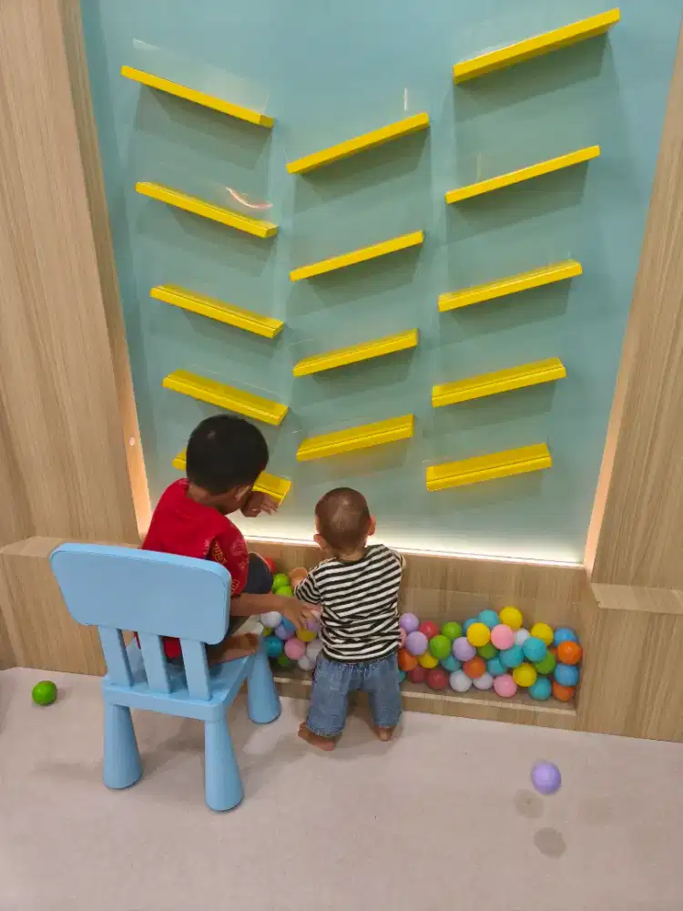 Pengasuh Anak dan ART