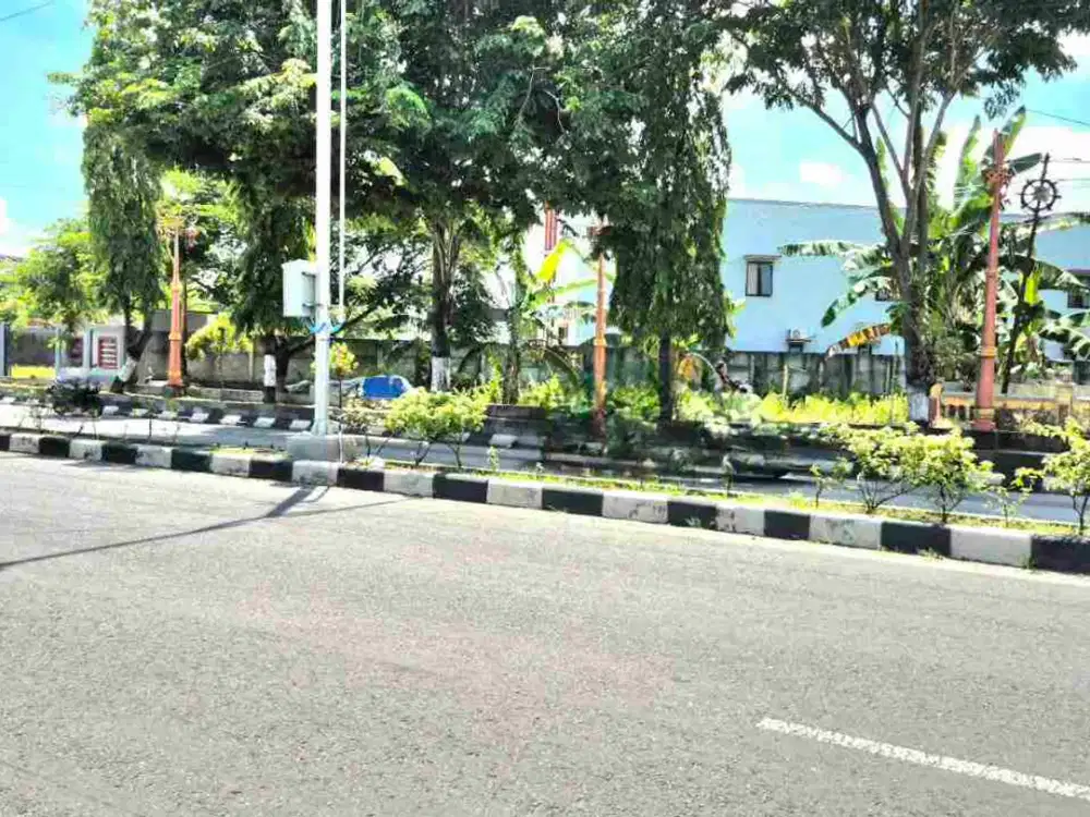 Tanah Luas Jalan Propinsi di Sukoharko Strategis Siap Bangun