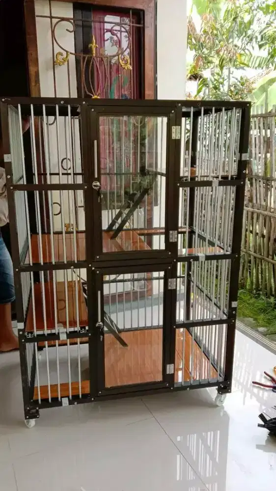 Kandang kucing Alumunium 2Tingkat
